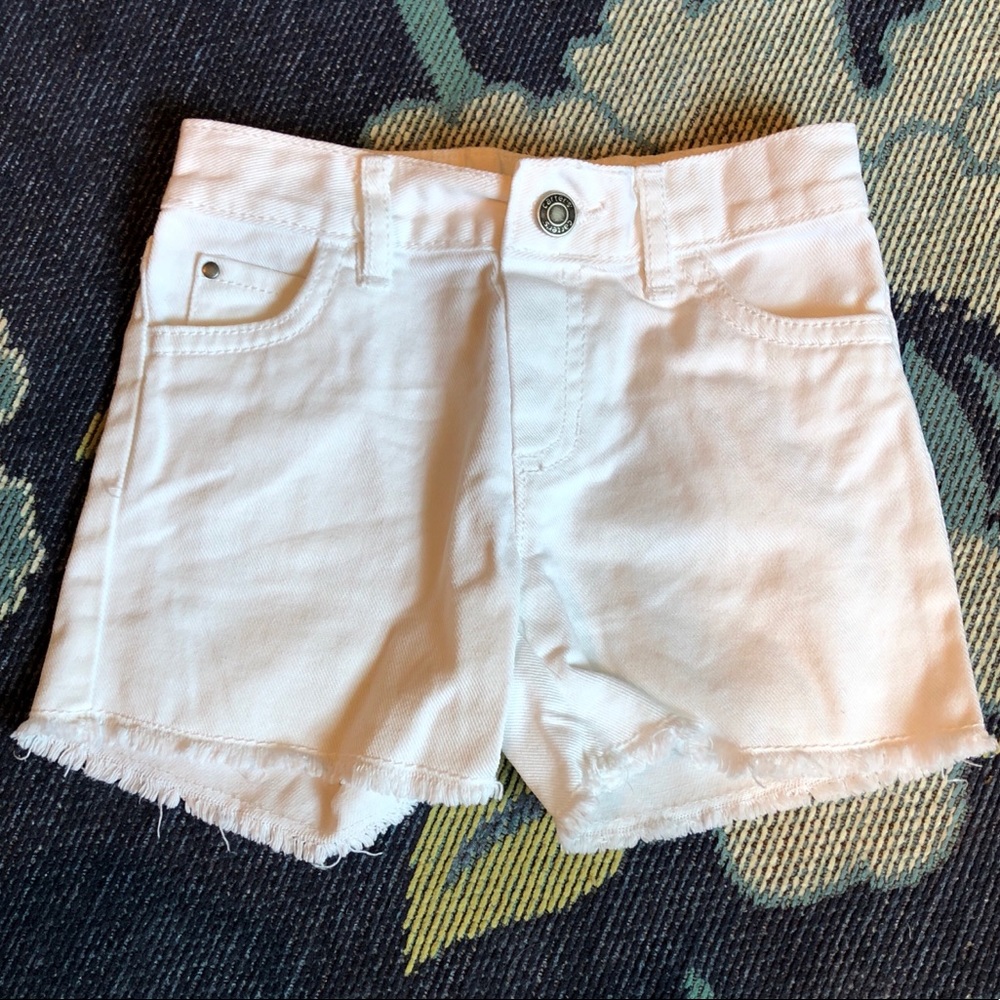 Carter’s Girls raw hem white jean shorts